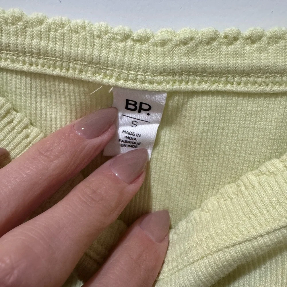 BP Light Yellow Ribbed Top - Picture 2 of 3
